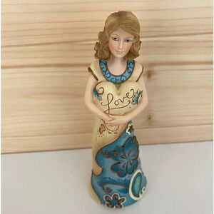 PERFECTLY PAISLEY “LOVE” 5.5" Tall Beige Blue Item 76006 Figurine